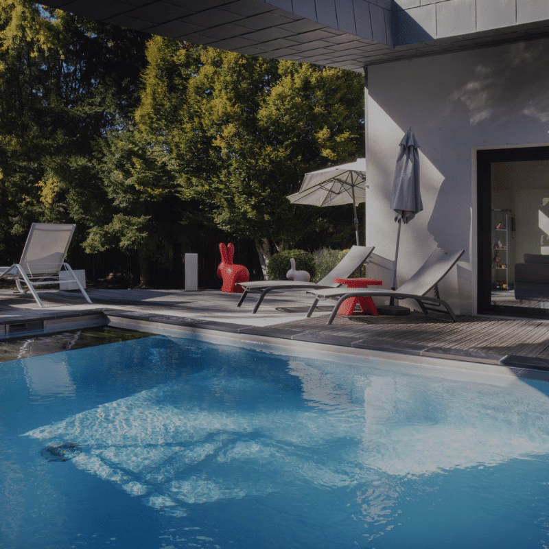 Grisbiche - rubrique a propos - photo piscine - hotel Belmont